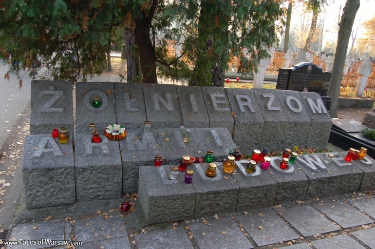 Faces of Warsaw - Powązki - Military Cemetery, All Saints 2008