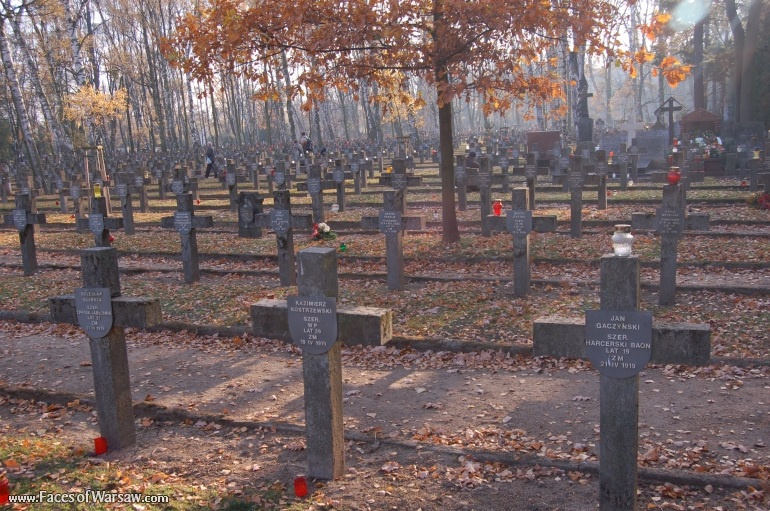 Faces of Warsaw - Powązki - Military Cemetery, All Saints 2008