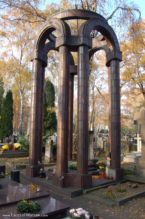 Faces of Warsaw - Powązki - Military Cemetery, All Saints 2008
