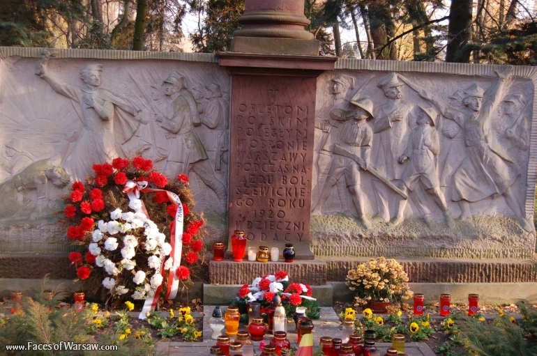 Faces of Warsaw - Powązki - Military Cemetery, All Saints 2008