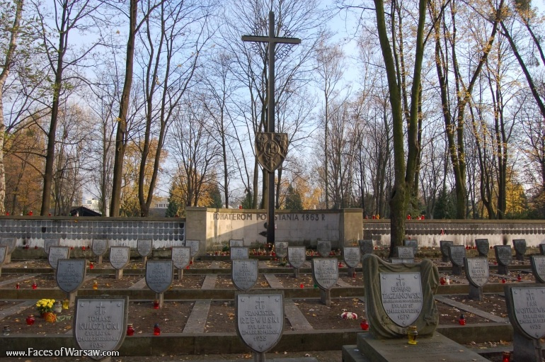 Faces of Warsaw - Powązki - Military Cemetery, All Saints 2008