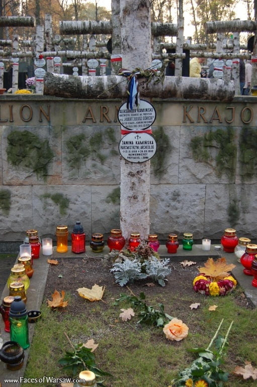 Faces of Warsaw - Powązki - Military Cemetery, All Saints 2008