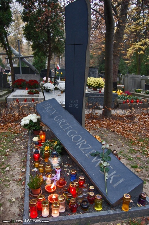 Faces of Warsaw - Powązki - Military Cemetery, Avenue of the Meritorious (Aleja Zasłużonych), All Saints 2008