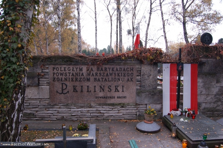 Faces of Warsaw - Powązki - Military Cemetery, All Saints 2008