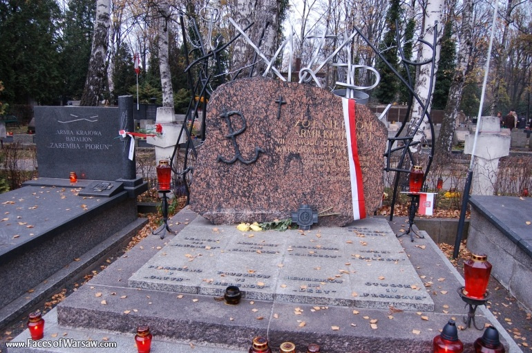 Faces of Warsaw - Powązki - Military Cemetery, All Saints 2008