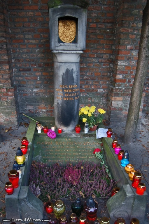Faces of Warsaw - Powązki - All Saints 2008