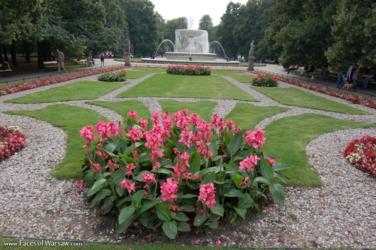 Faces of Warsaw - Saxon Garden (Ogród Saski) - Gallery of Sculptures