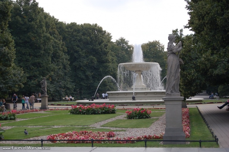Faces of Warsaw - Saxon Garden (Ogród Saski) - Gallery of Sculptures