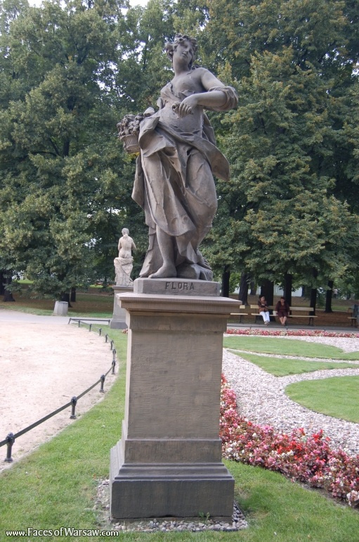 Faces of Warsaw - Saxon Garden (Ogród Saski) - Gallery of Sculptures
