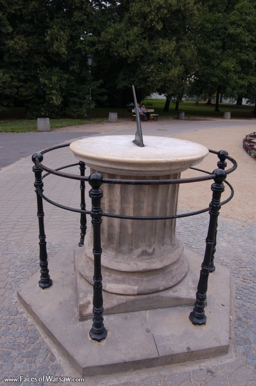 Faces of Warsaw - Saxon Garden (Ogród Saski) - Gallery of Sculptures