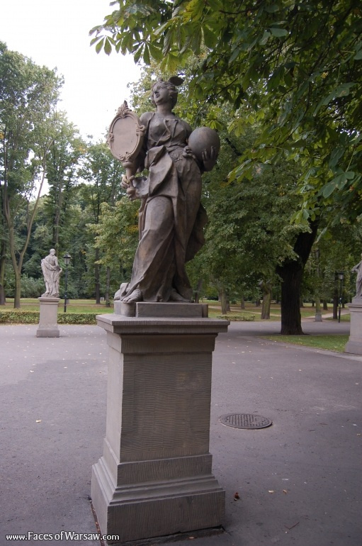 Faces of Warsaw - Saxon Garden (Ogród Saski) - Gallery of Sculptures