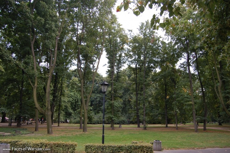 Faces of Warsaw - Saxon Garden (Ogród Saski) - Gallery of Sculptures