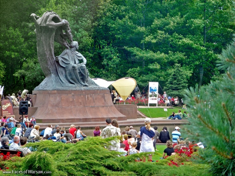 Faces of Warsaw - Sunday Piano Concerts in Łazienki