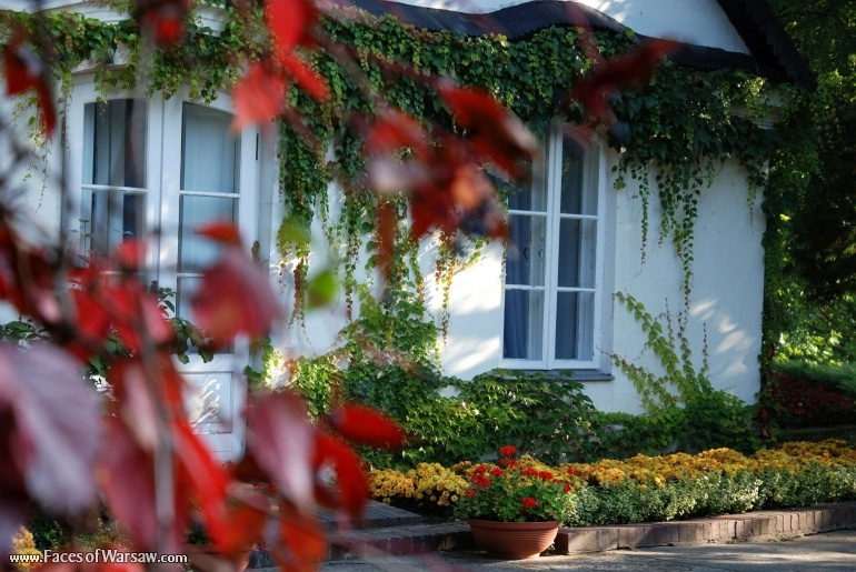 Faces of Warsaw - Chopin's Birthplace in Żelazowa Wola