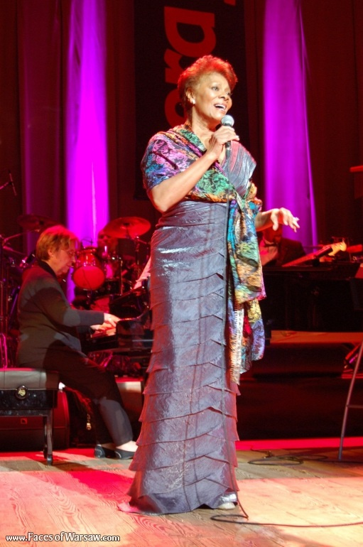 Faces of Warsaw - Dionne Warwick concert at the Congress Hall