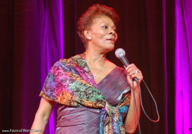 Faces of Warsaw - Dionne Warwick concert at the Congress Hall