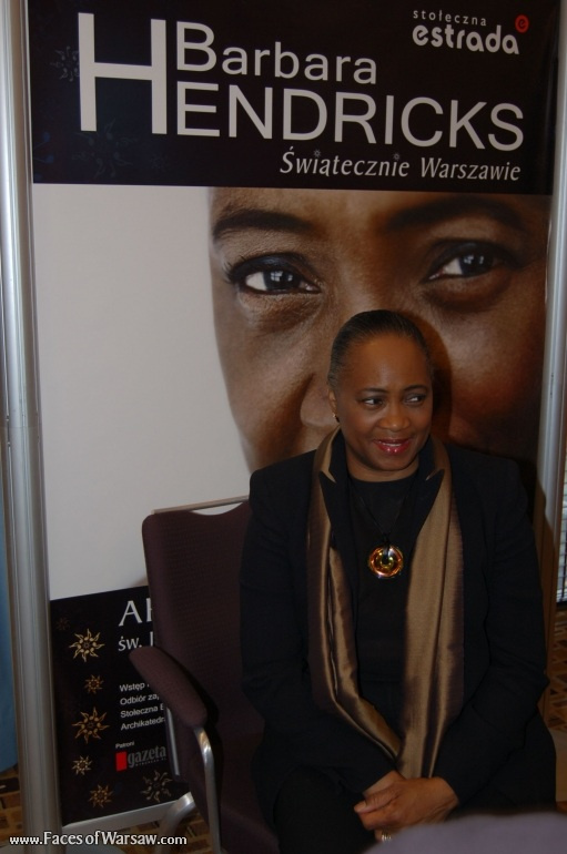 Faces of Warsaw - Barbara Hendricks Christmas Concert in St. John's Cathedral