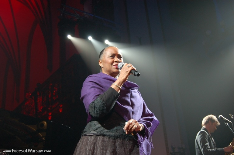 Faces of Warsaw - Barbara Hendricks Christmas Concert in St. John's Cathedral