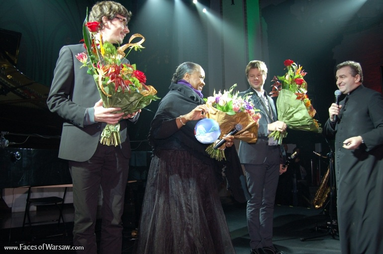 Faces of Warsaw - Barbara Hendricks Christmas Concert in St. John's Cathedral