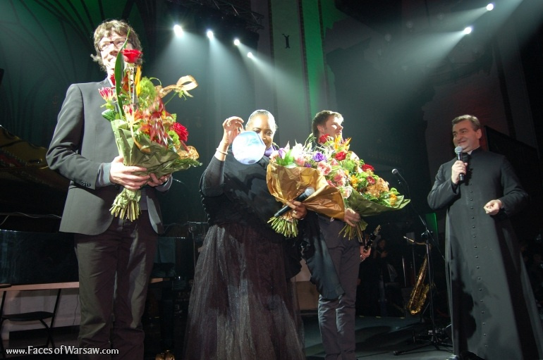 Faces of Warsaw - Barbara Hendricks Christmas Concert in St. John's Cathedral