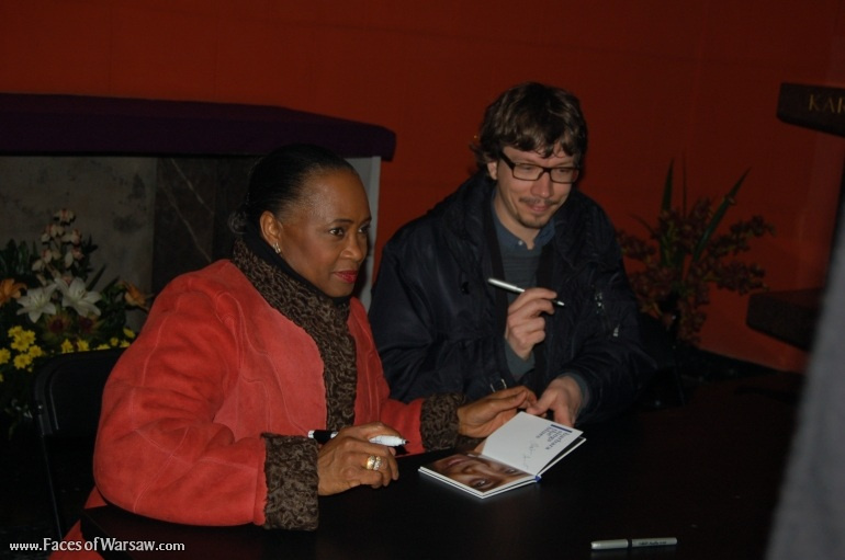 Faces of Warsaw - Barbara Hendricks Christmas Concert in St. John's Cathedral