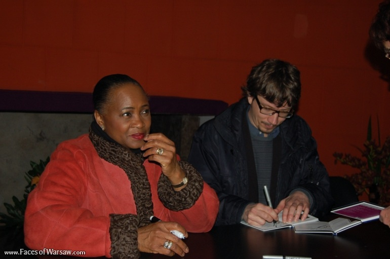 Faces of Warsaw - Barbara Hendricks Christmas Concert in St. John's Cathedral