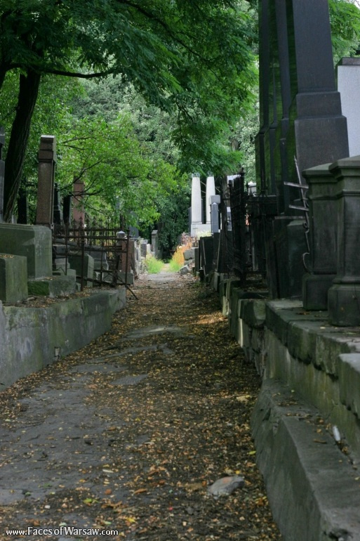 Faces of Warsaw - Jewish Cemetery