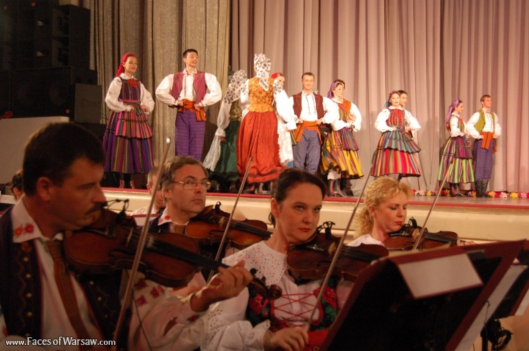 Faces of Warsaw - "Mazowsze" to memory of Mira Zimińska-Sygietyńska