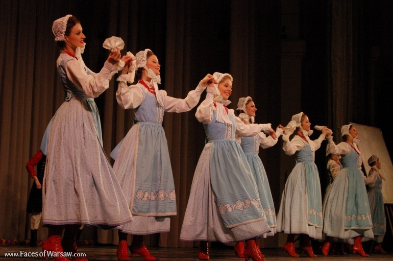 Faces of Warsaw - "Mazowsze" to memory of Mira Zimińska-Sygietyńska