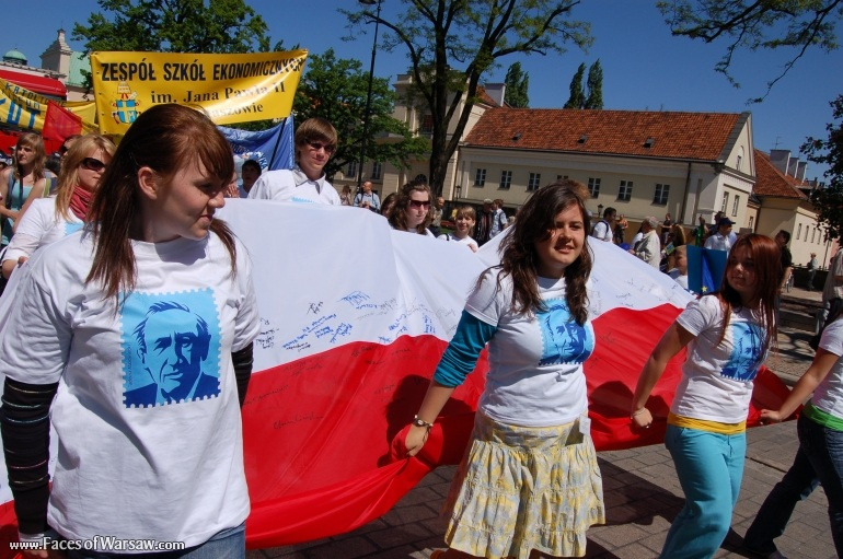 Faces of Warsaw - Schuman Parade, May 9, 2009
