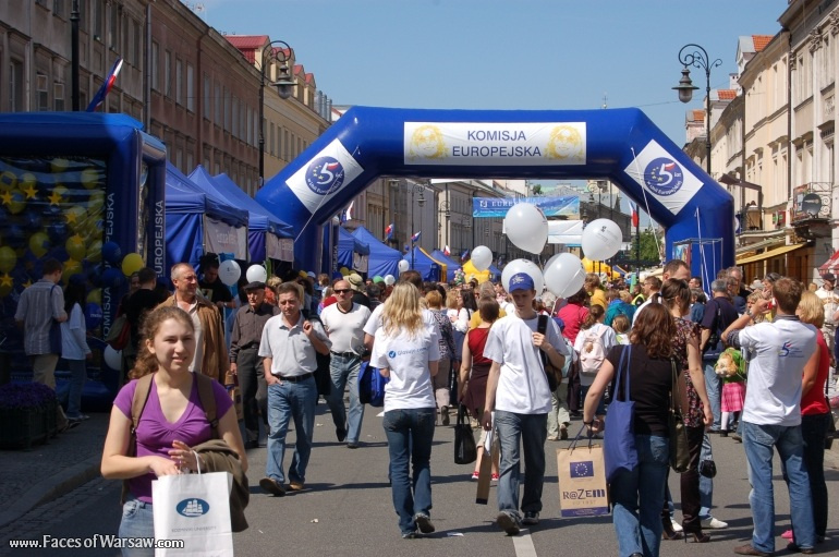 Faces of Warsaw - Schuman Parade, May 9, 2009