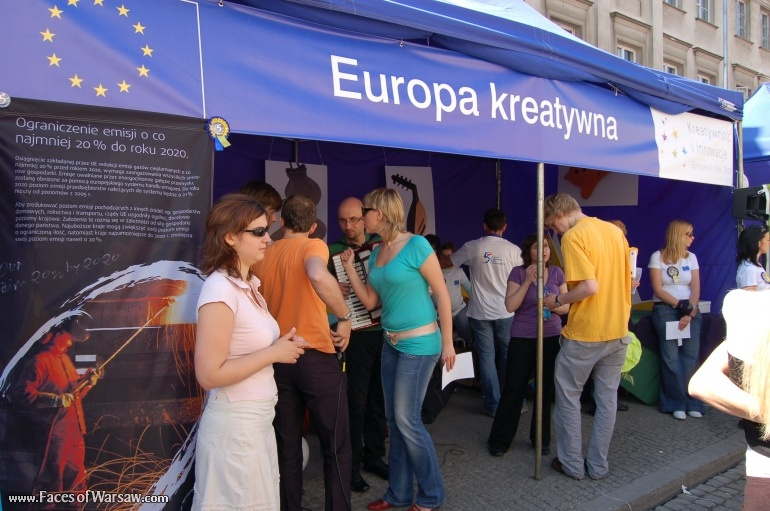Faces of Warsaw - Schuman Parade, May 9, 2009