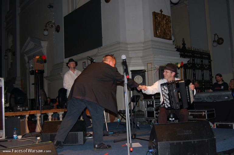 Faces of Warsaw - "Singer's Warsaw" Festival 2009: "East meets East" - concert by Nigel Kennedy and Kroke