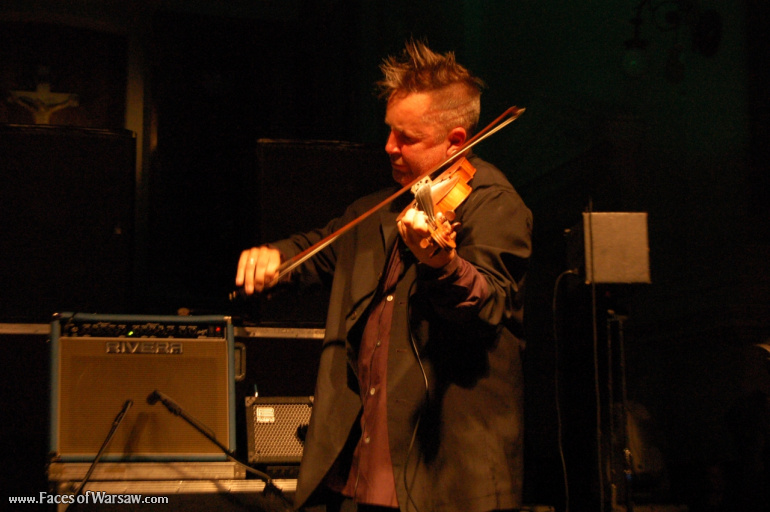 Faces of Warsaw - "Singer's Warsaw" Festival 2009: "East meets East" - concert by Nigel Kennedy and Kroke