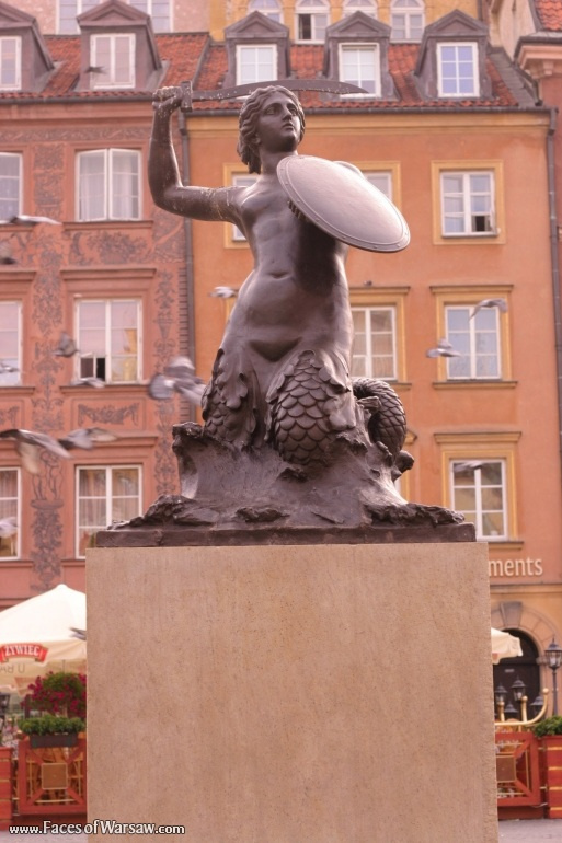 Faces of Warsaw - The Marmaid Monument at the centre of Market-Place