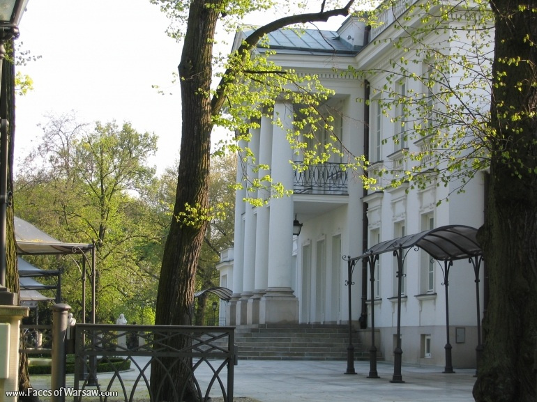 Faces of Warsaw - Belweder