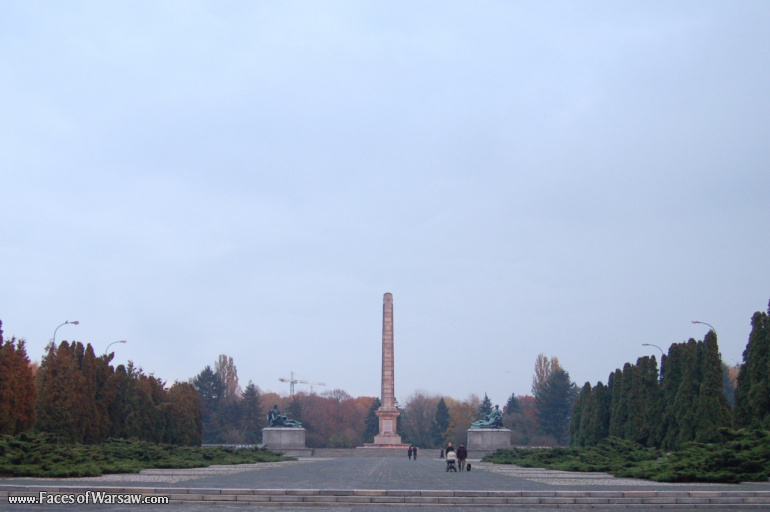 Faces of Warsaw - Soviet Army Soldiers' Cemetery - Mausoleum, All Saints 2009