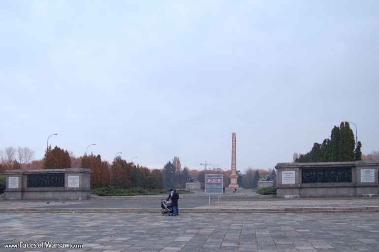 Faces of Warsaw - Soviet Army Soldiers' Cemetery - Mausoleum, All Saints 2009