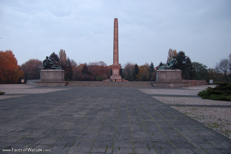 Faces of Warsaw - Soviet Army Soldiers' Cemetery - Mausoleum, All Saints 2009