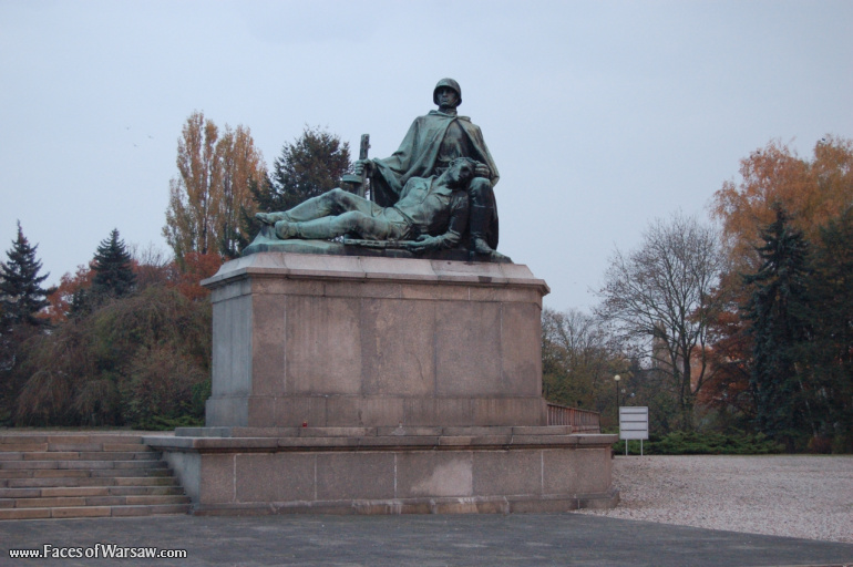 Faces of Warsaw - Soviet Army Soldiers' Cemetery - Mausoleum, All Saints 2009