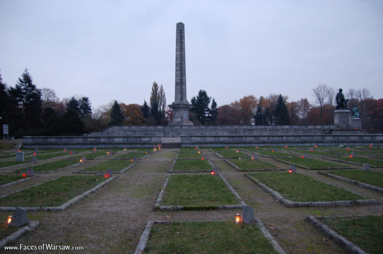Faces of Warsaw - Soviet Army Soldiers' Cemetery - Mausoleum, All Saints 2009