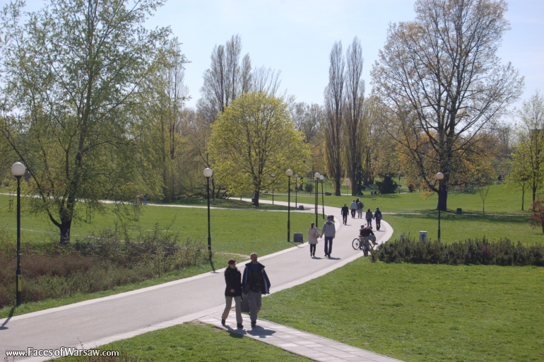 Faces of Warsaw - Mokotów Field, Spring 2009