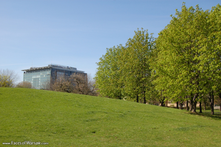 Faces of Warsaw - Mokotów Field, Spring 2009