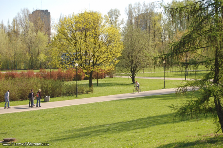 Faces of Warsaw - Mokotów Field, Spring 2009