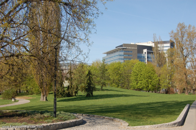 Faces of Warsaw - Mokotów Field, Spring 2009