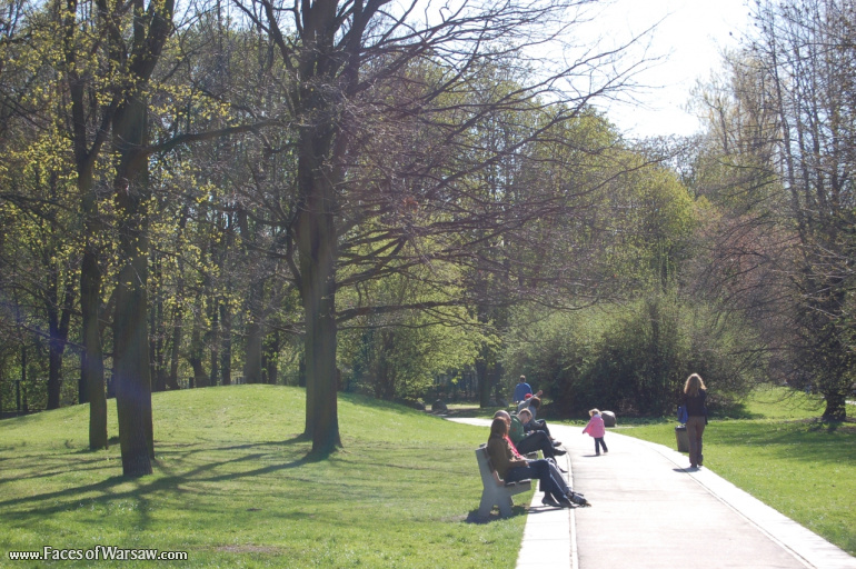 Faces of Warsaw - Mokotów Field, Spring 2009