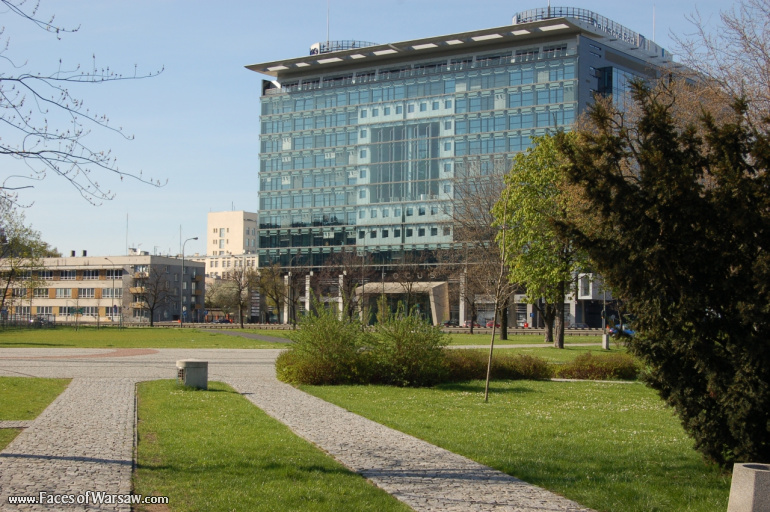 Faces of Warsaw - Mokotów Field, Spring 2009