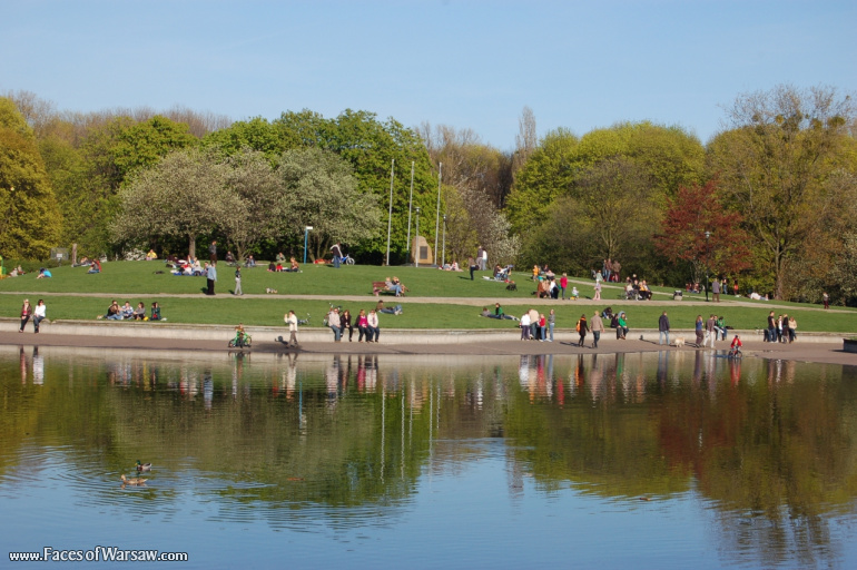 Faces of Warsaw - Mokotów Field, Spring 2009