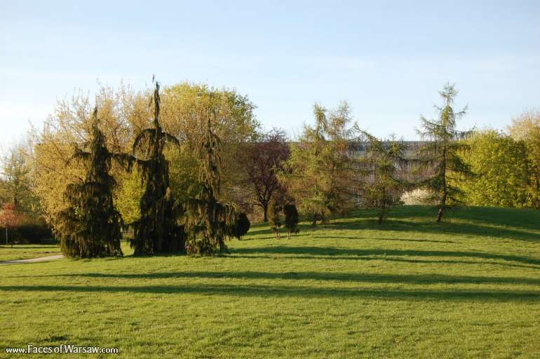 Faces of Warsaw - Mokotów Field, Spring 2009