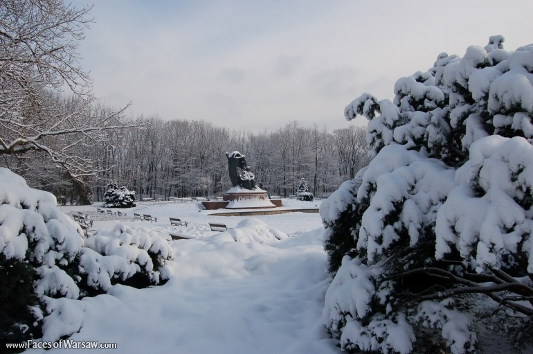 Faces of Warsaw - Chopin Monument in Winter